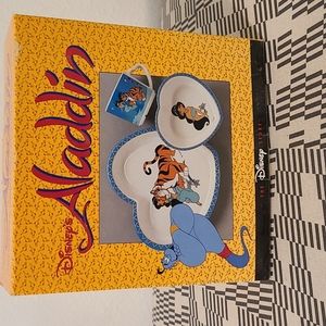 NIB Vintage Aladdin Dinnerware